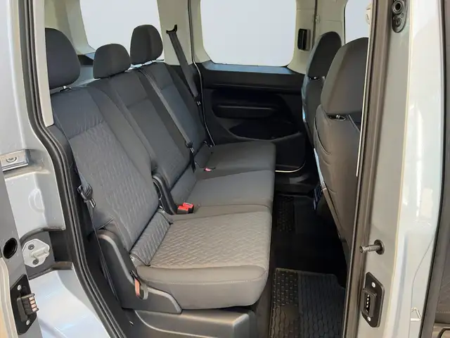 Volkswagen Caddy Life view 10