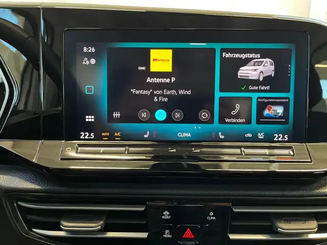 Volkswagen Caddy Life view 12