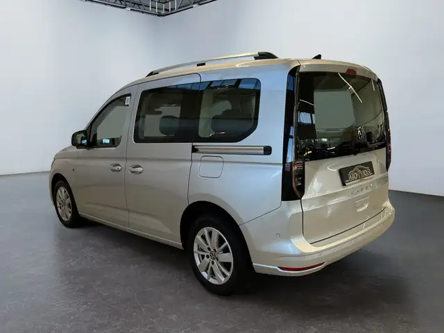 Volkswagen Caddy Life view 4