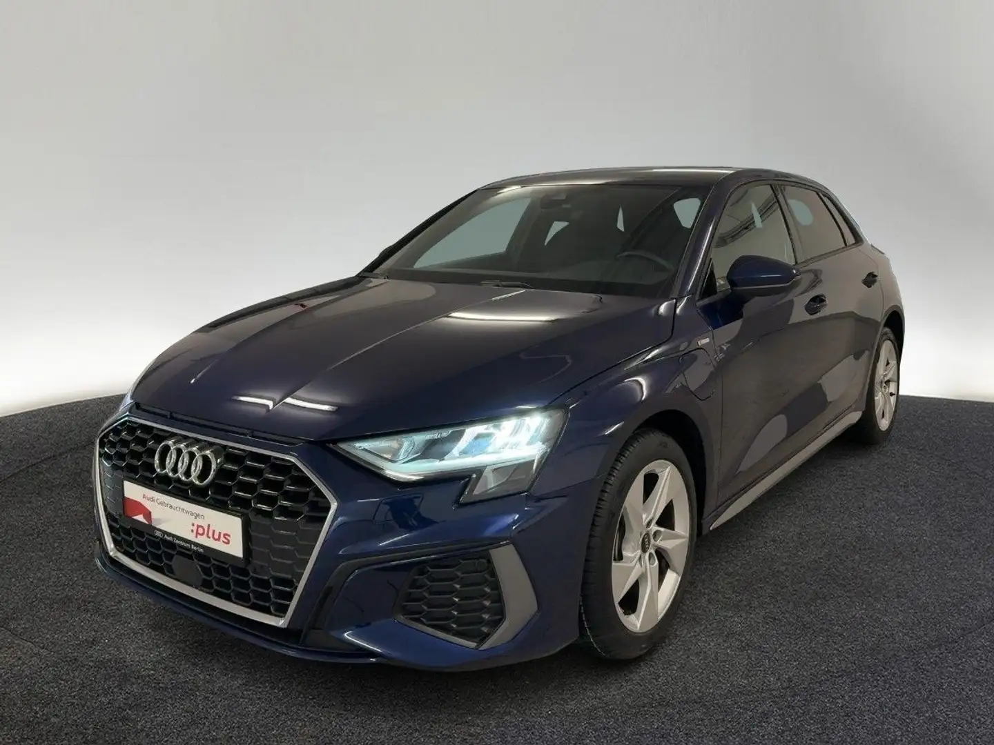 Audi A3 S line 40 TFSI e S tr. LED NAVI VIR Blau - 2