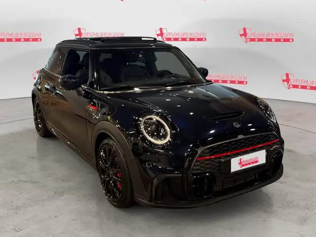 Mini Cooper view 5