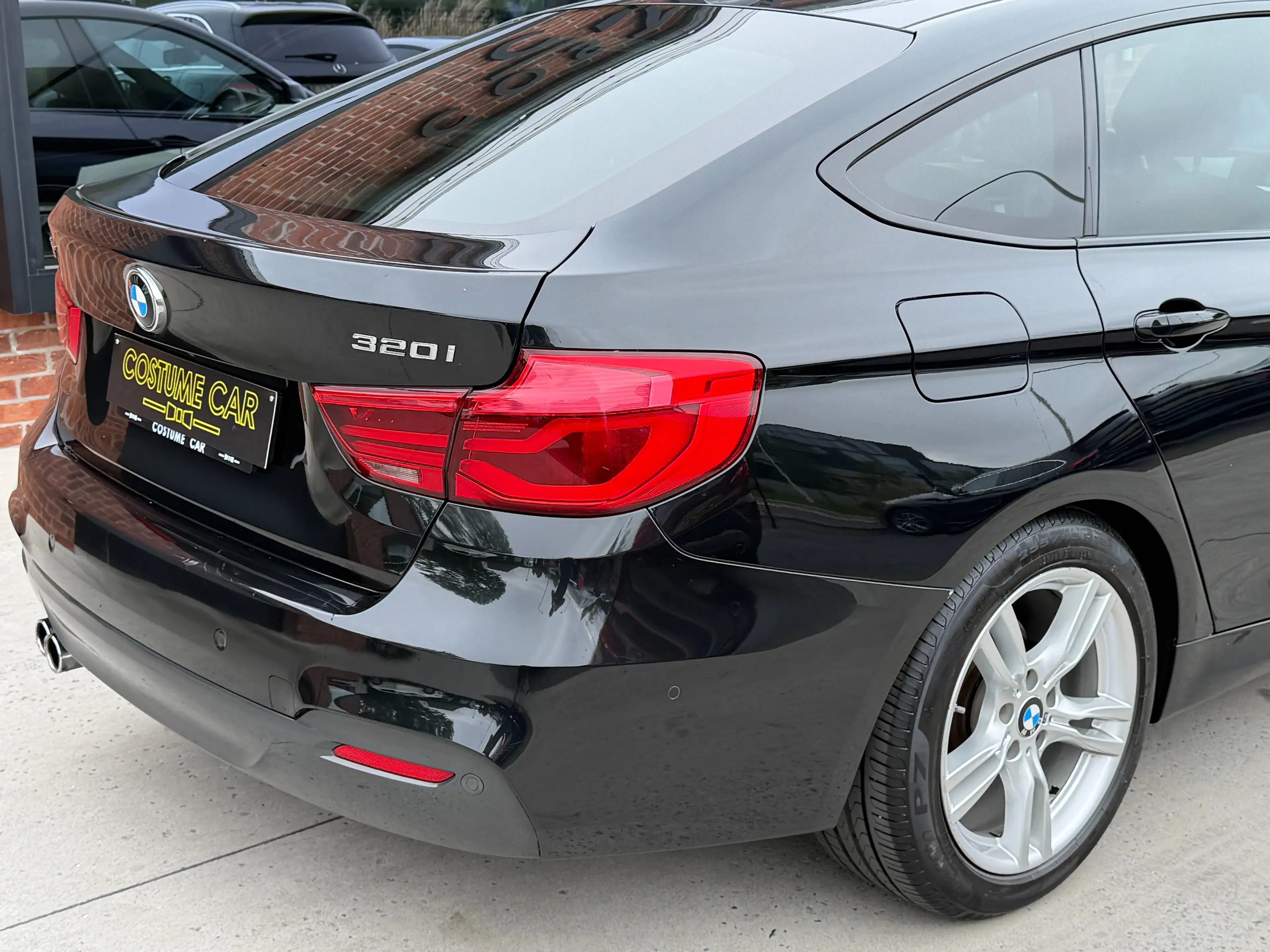 BMW 320 GT - Pack M - Toit ouvrant - Caméra - Cuir — photo 12