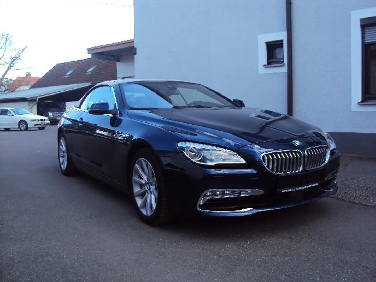 BMW 650 650 i Top Gepflegt Viele Extras ! Bleu - 2