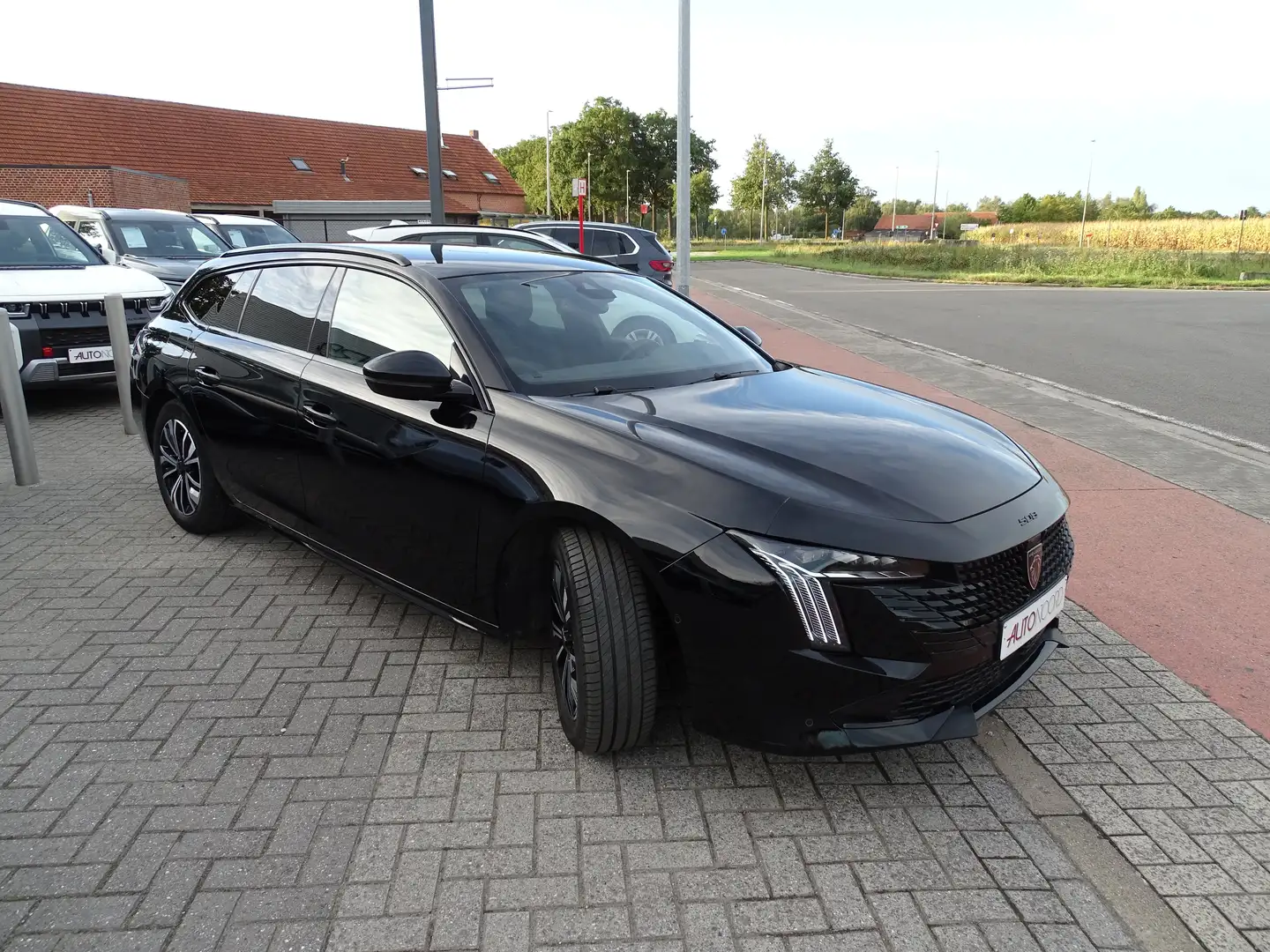 Peugeot 508 508 SW BlueHDi 130 EAT8 Allure * TREKHAAK Zwart - 2