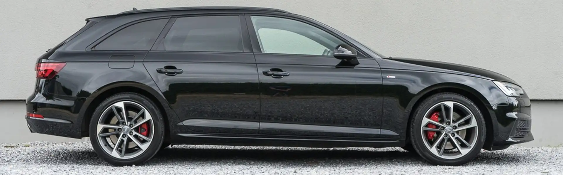 Audi A4 QUATTRO Black Edition S-Line ( Dealeronderhouden ) Zwart - 2