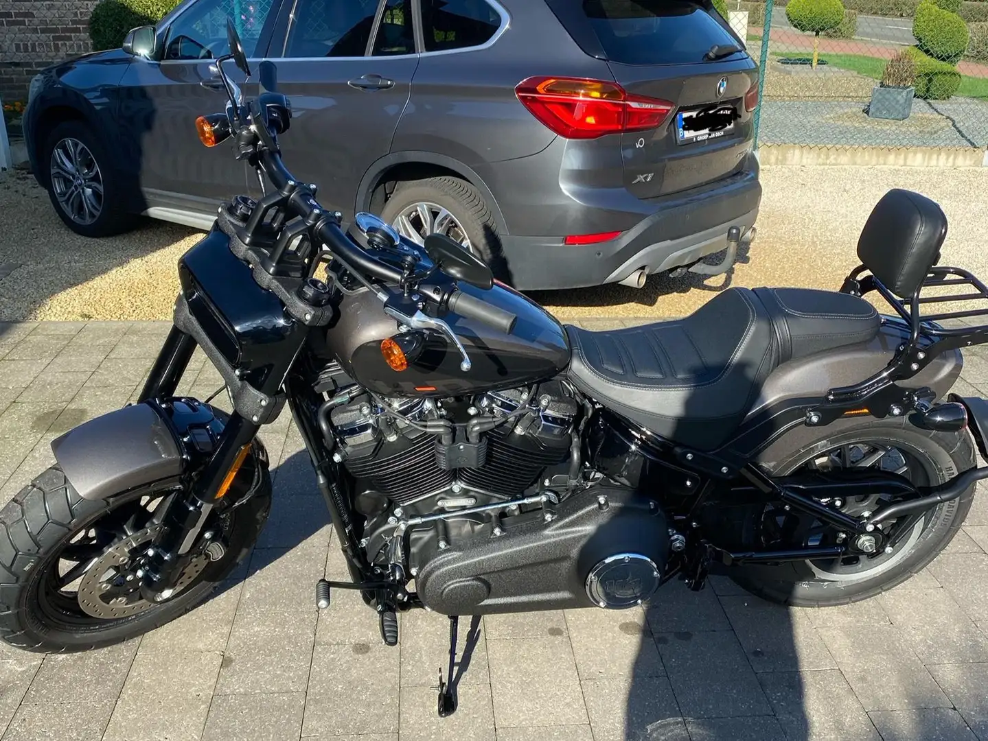 Harley-Davidson Fat Bob Szary - 1