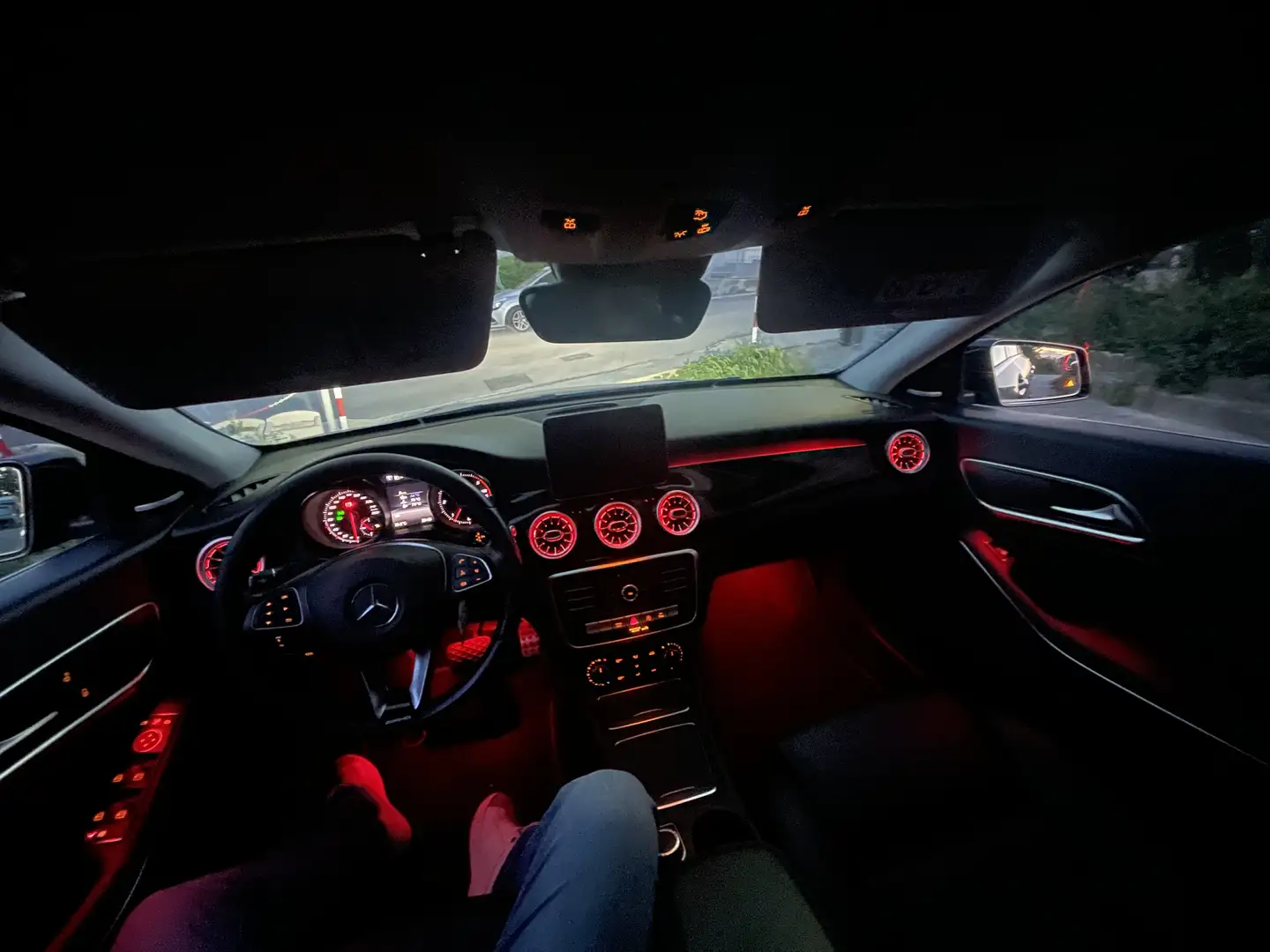 Mercedes-Benz CLA 200 4 matic - 2