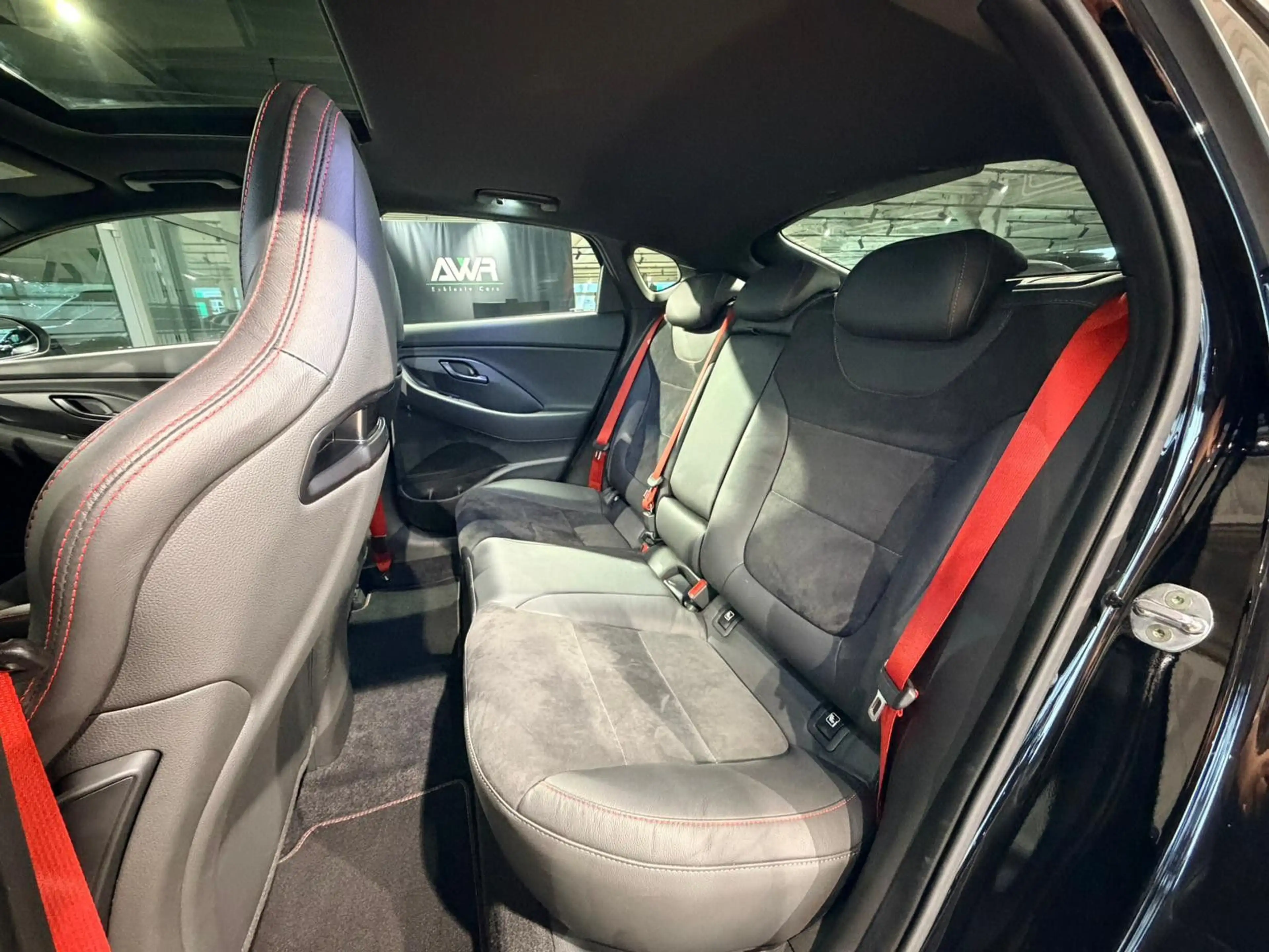 Hyundai i30 Fastback Drive-N NR 246/800 SCHALE*PANO*DCT* — photo 12
