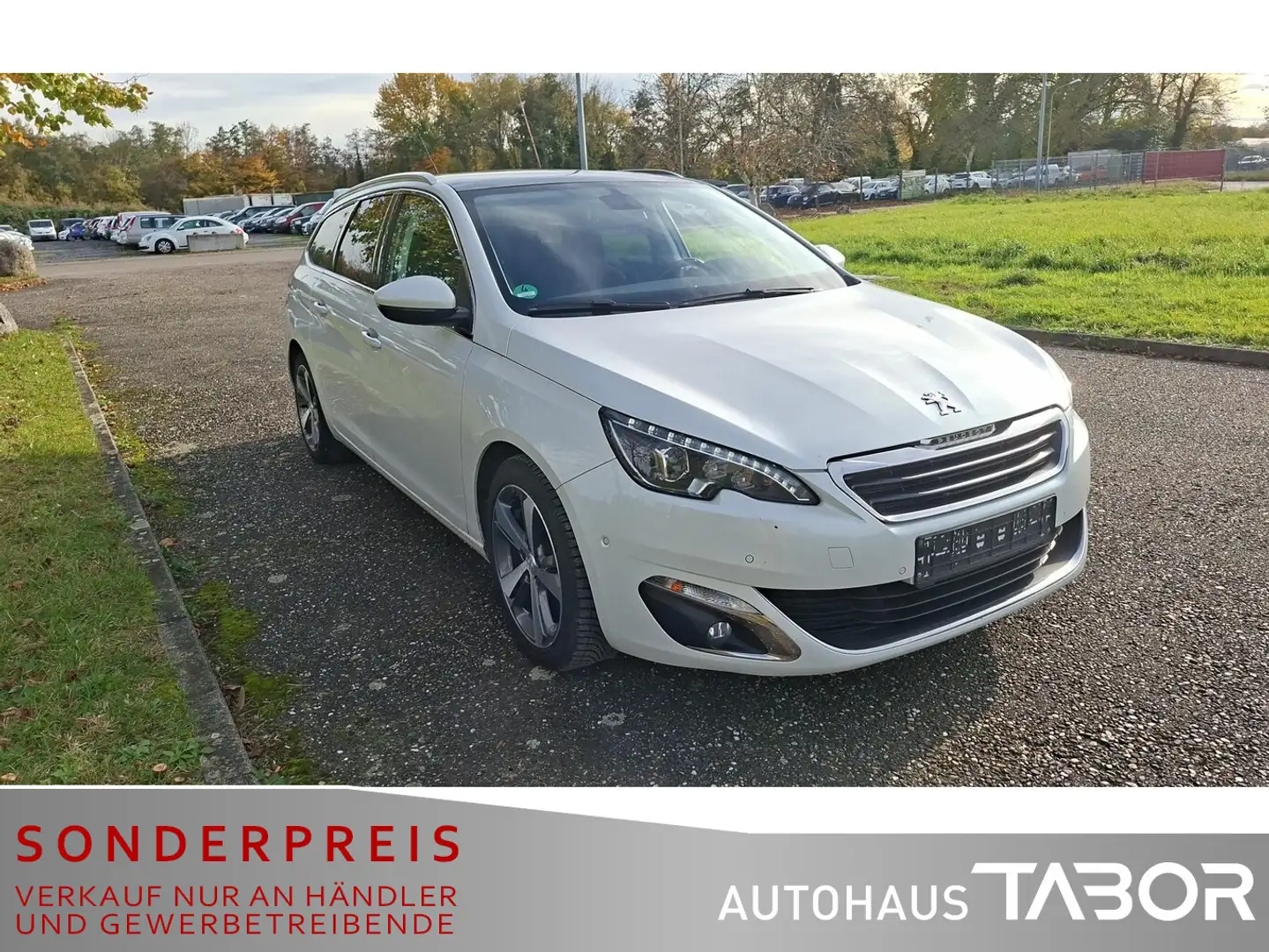 Peugeot 308 SW 2.0 BHDi 150 Aut. Allure Nav Pano Keyless Weiß - 2
