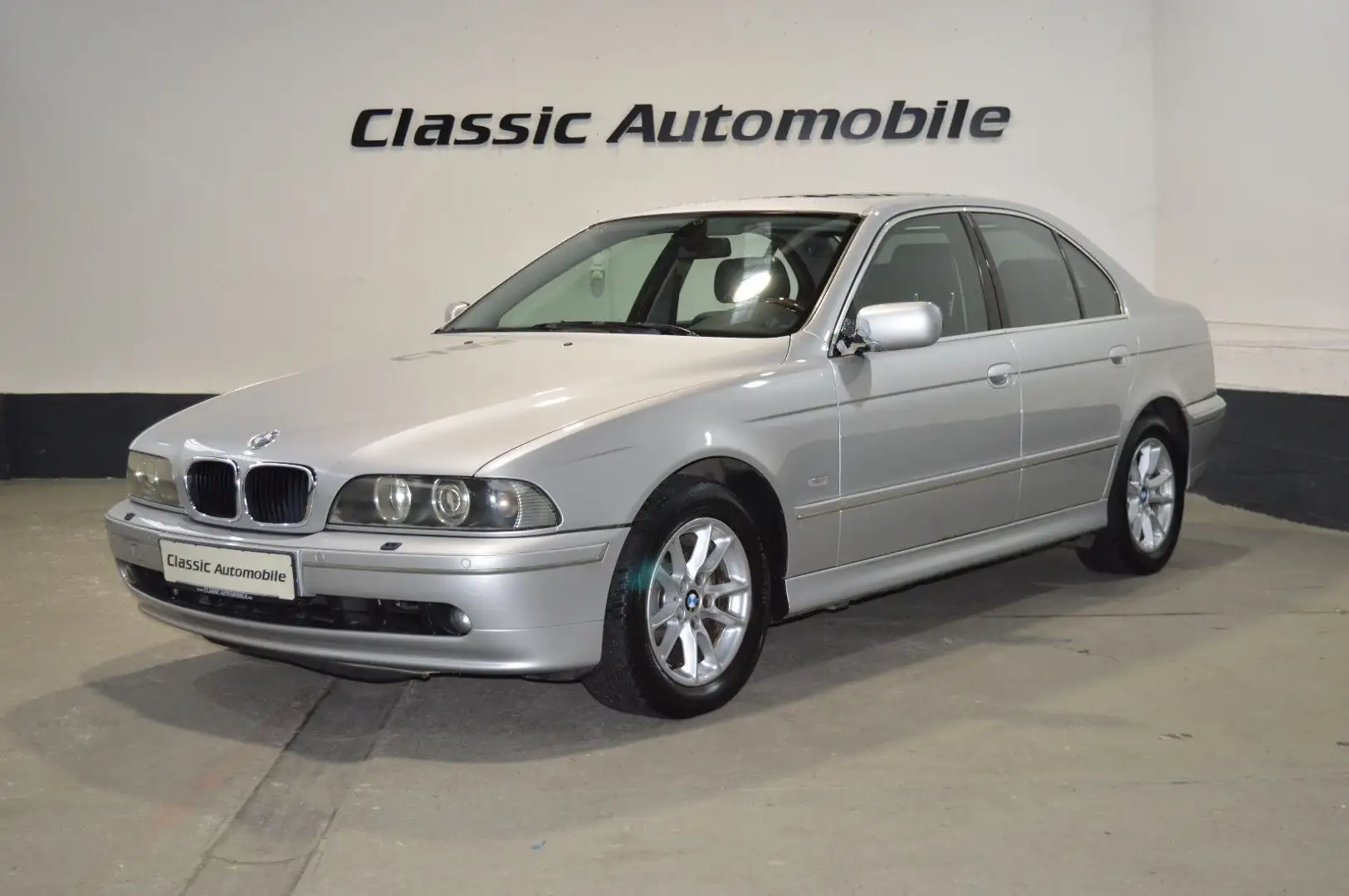 BMW 525 i A Exclusive *Vollleder*Automatik* Silber - 1