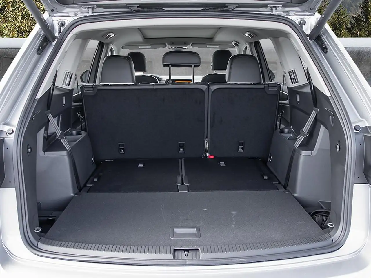 Volkswagen Atlas снимка Volkswagen Atlas