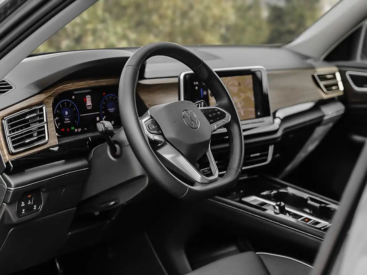Volkswagen Atlas снимка Volkswagen Atlas
