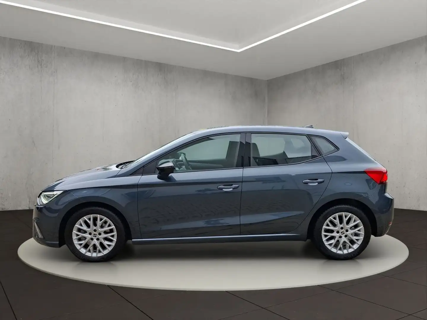 SEAT Ibiza 1.0 TSI FR Allwetterreifen Navigation Rück Grau - 2