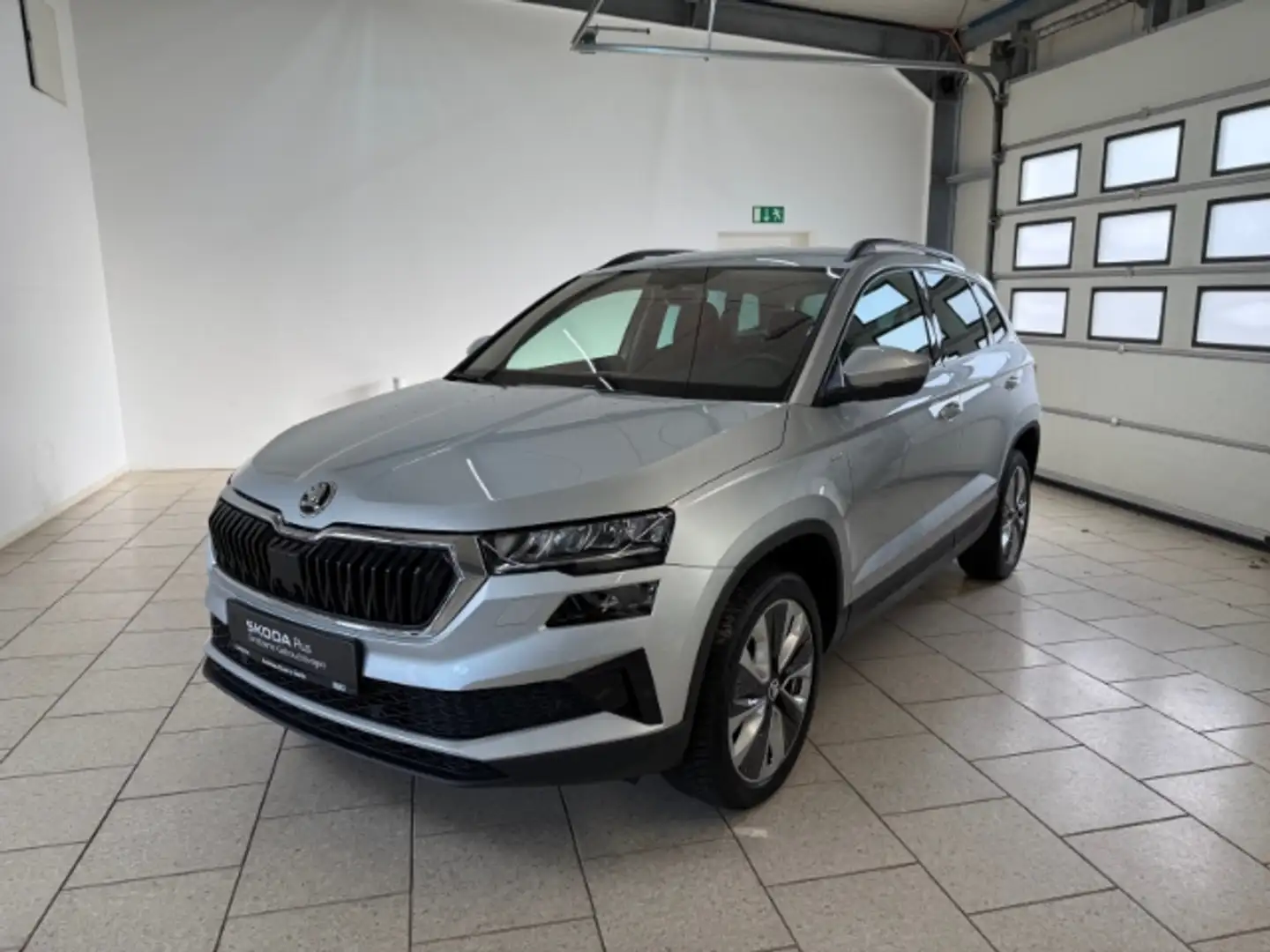 Skoda Karoq 1.5 TSI DSG Tour Kamera Navi SHZ LenkradHZG Argent - 2