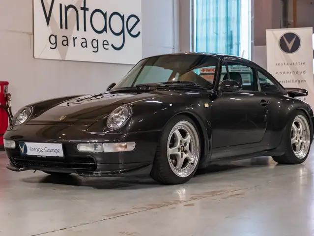 Porsche 993 911 Carrera 4