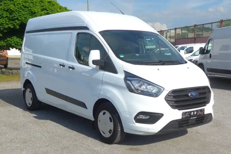 Annonce voiture d'occasion Ford Transit Custom - CARADIZE