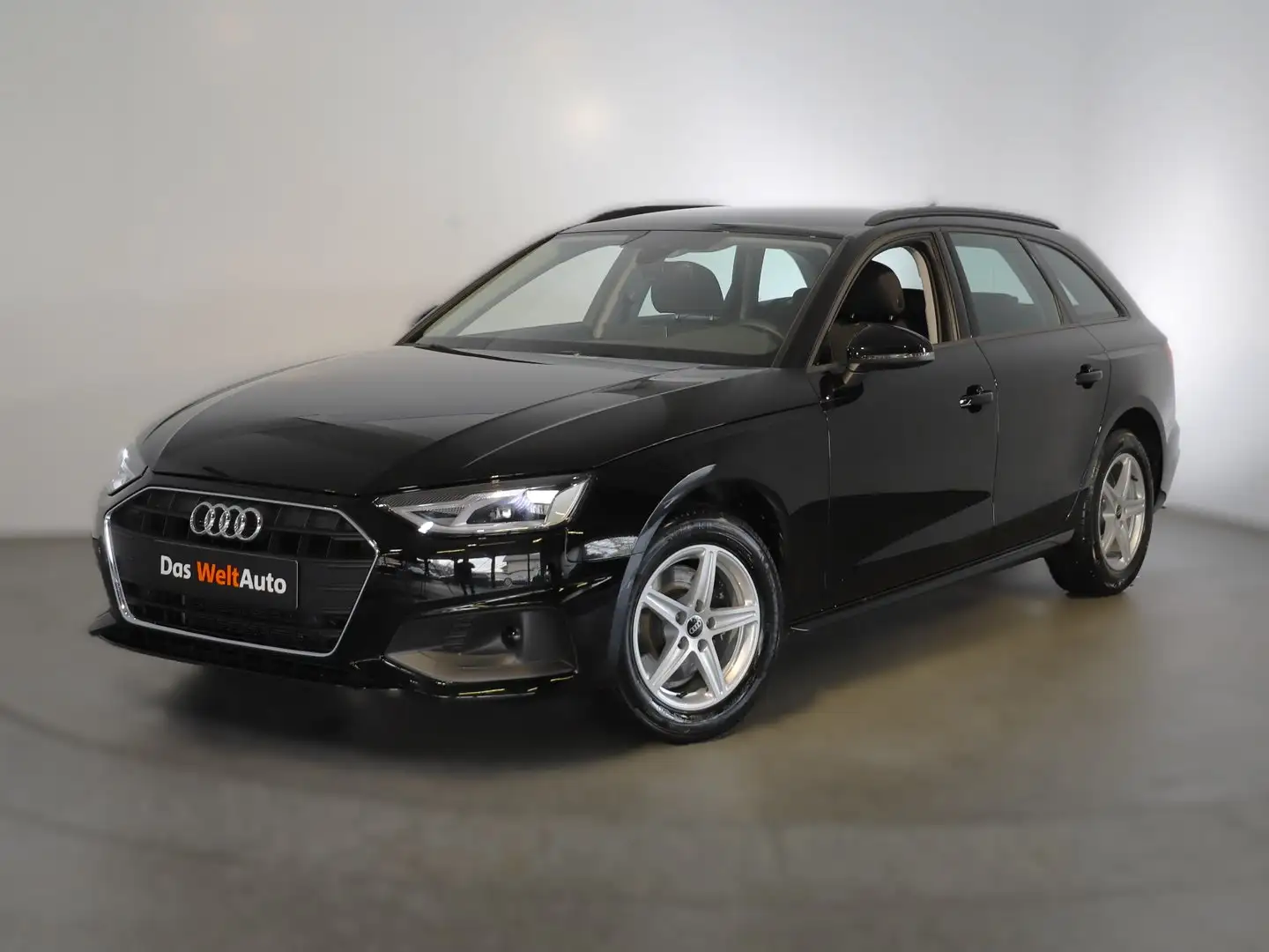 Audi A4 30 TDI Schwarz - 1