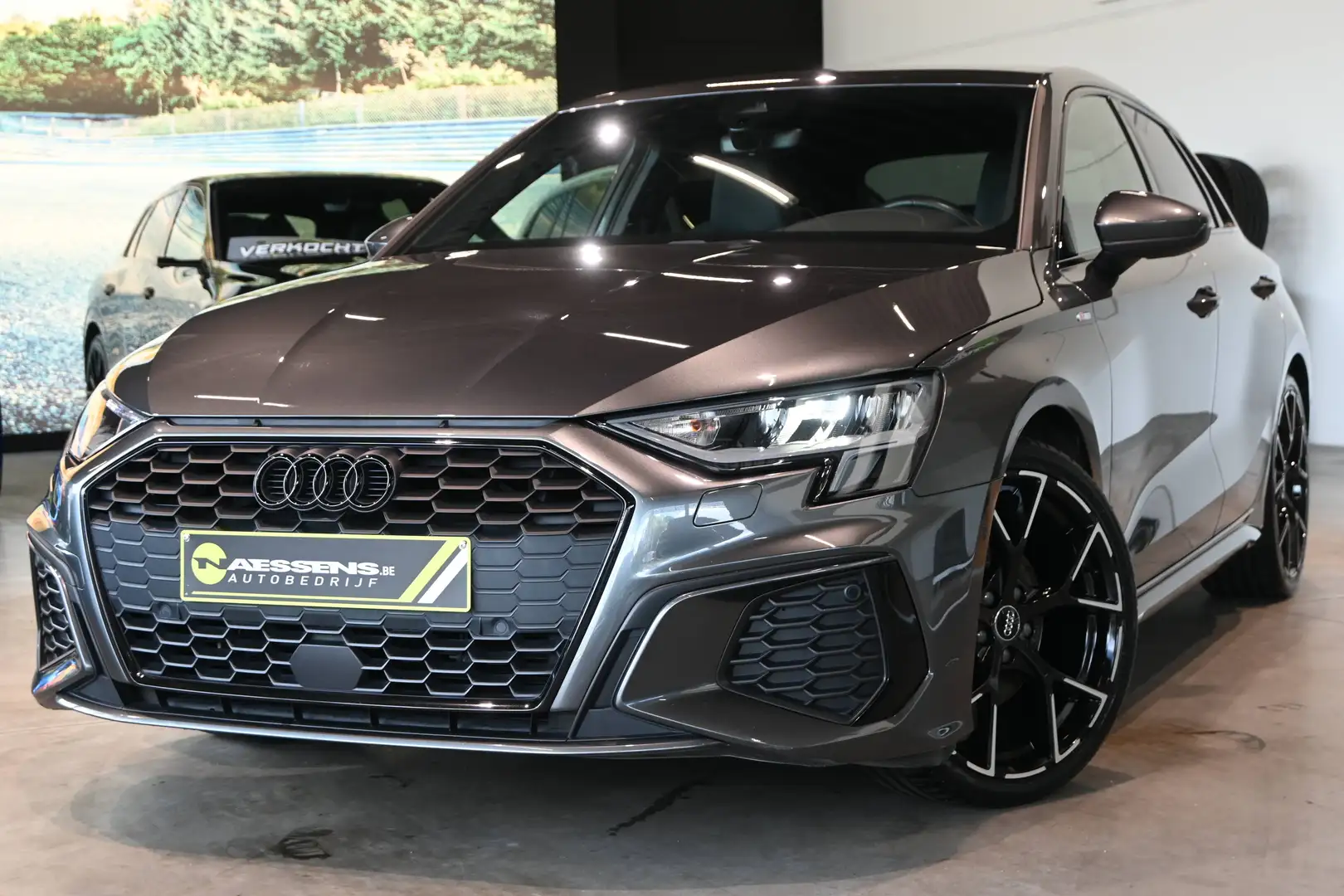 Audi A3 30 TFSI Sportback S-Line**LED/CC/GPS/DAB/CARPLAY** Szary - 1