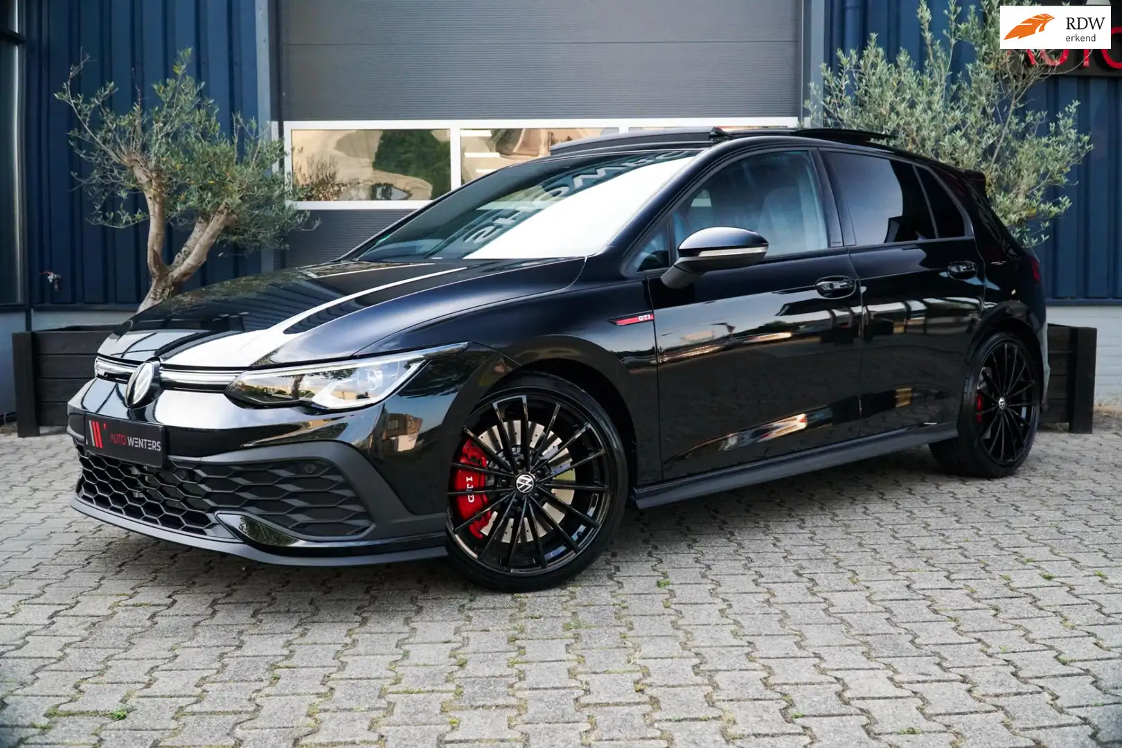 Volkswagen Golf GTI 2.0 TSI CLUBSPORT PANO|AKRA|NURBURG Zwart - 1