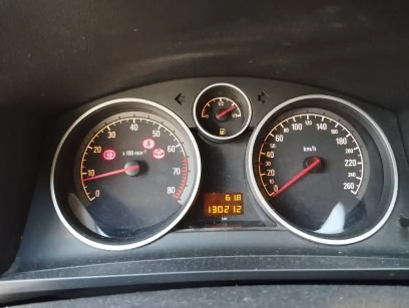 Opel Zafira Zafira CNG/LPG 1.6 CNG Turbo Family Silber - 2