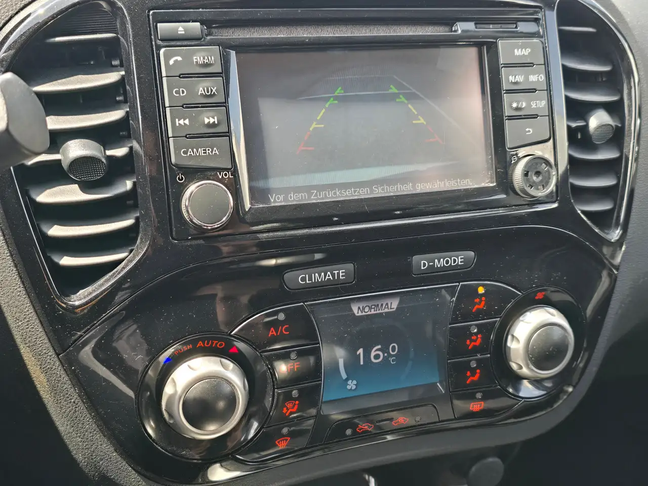 Nissan Juke 1,6 n-tec CVT Top – Bild 15