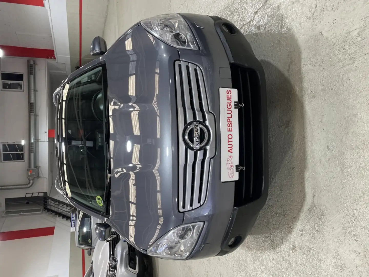 Nissan Qashqai Todoterreno Manual de 5 Puertas Gris - 2