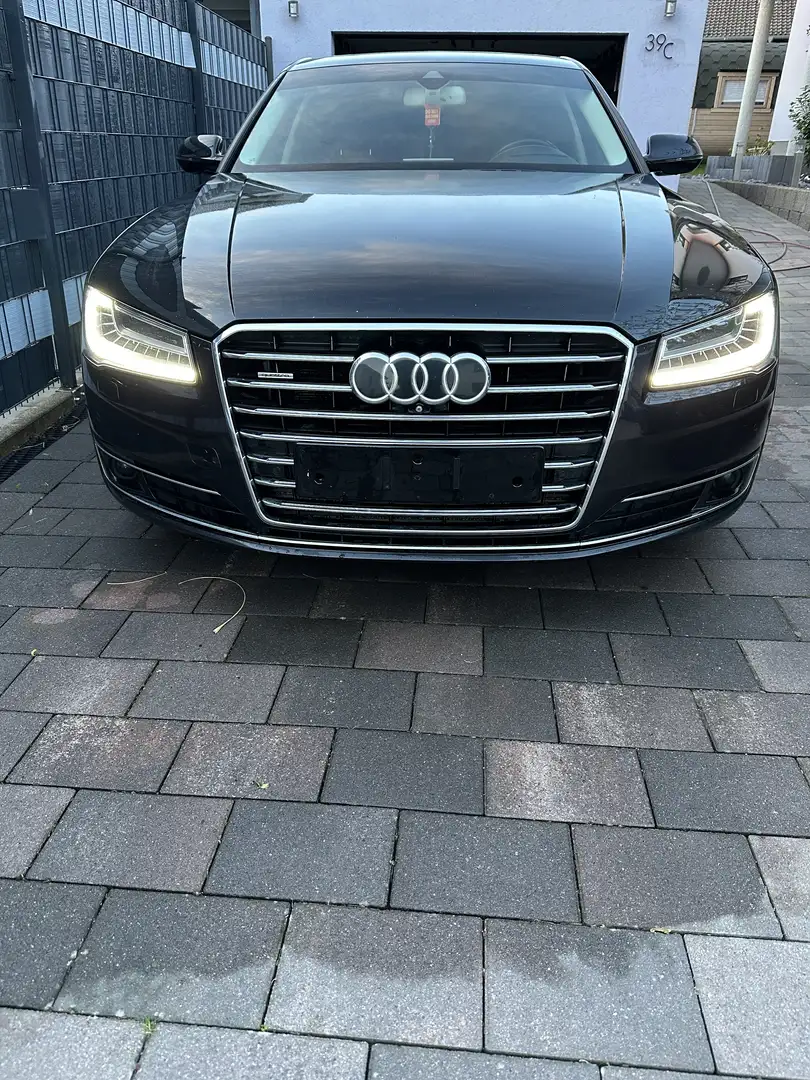 Audi A8 3.0 TDI clean diesel quattro Schwarz - 1
