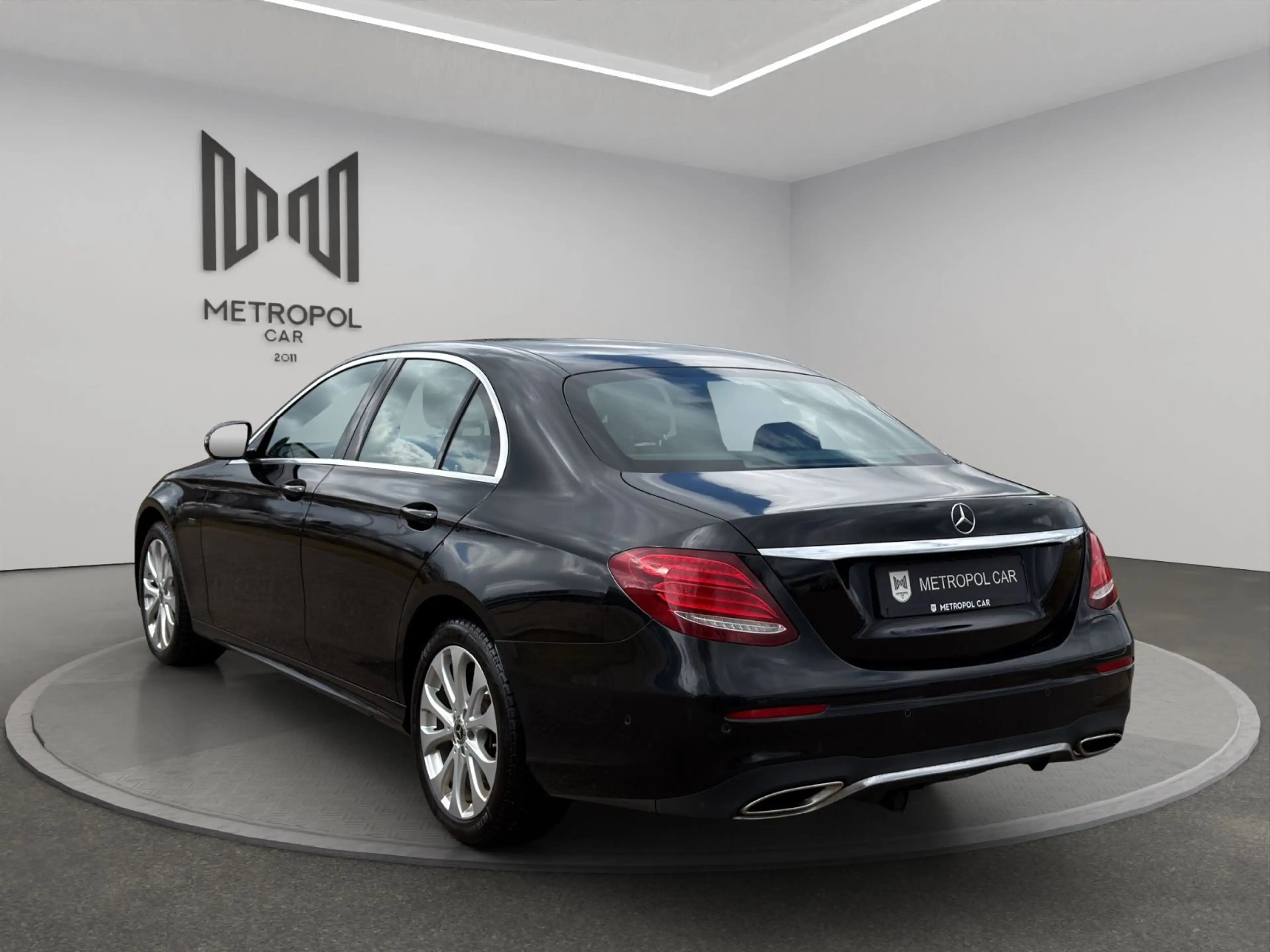 Mercedes-Benz E 350 e AMG-Line Ahk*Garantie*Finanzierung* — photo 5