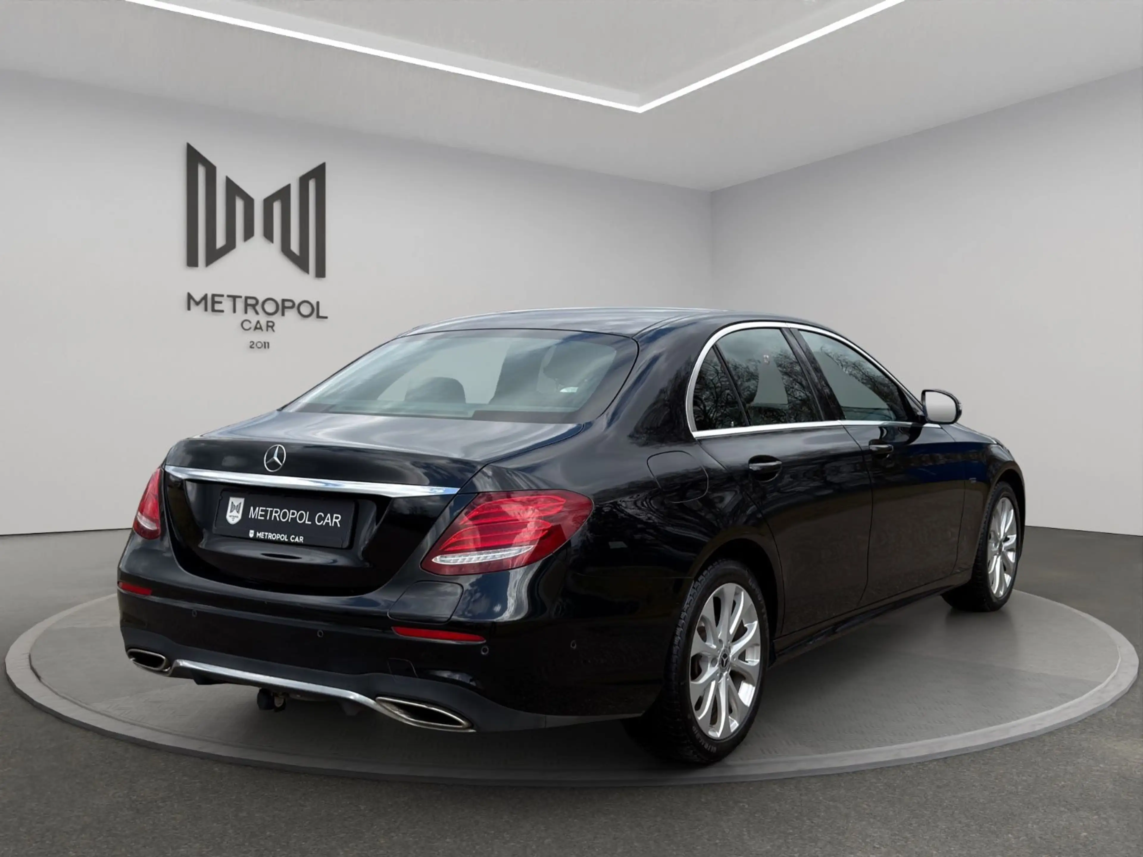 Mercedes-Benz E 350 e AMG-Line Ahk*Garantie*Finanzierung* — photo 7