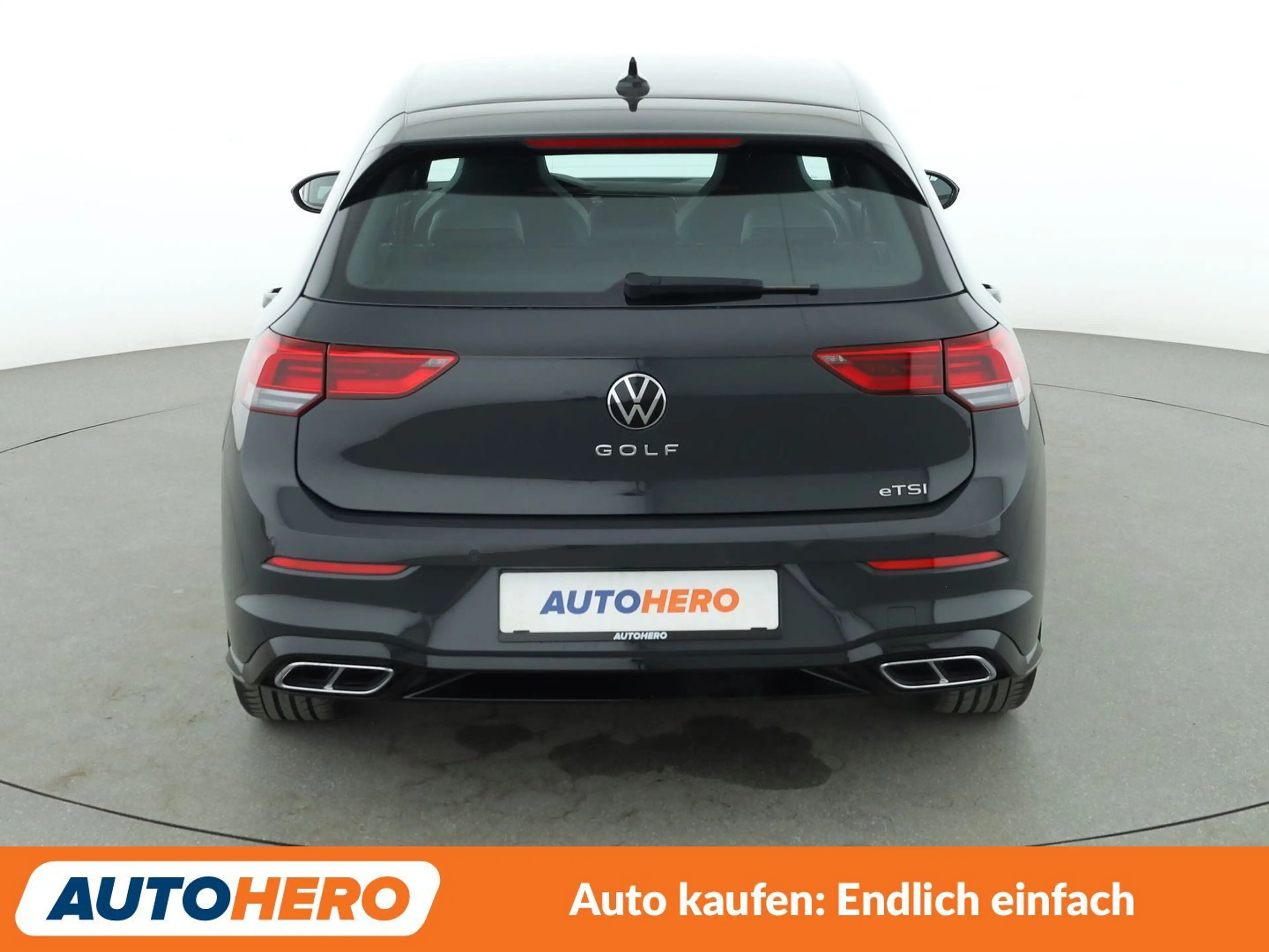 Volkswagen Golf 1.5 eTSI ACT R-Line — photo 5