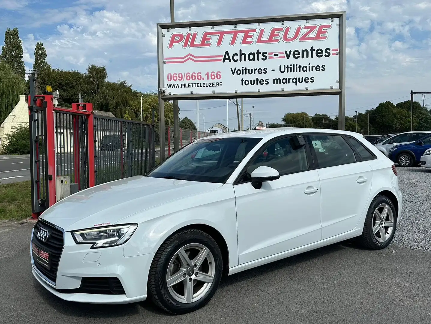 Audi A3 A3 Sportback 30 TDi Wit - 2