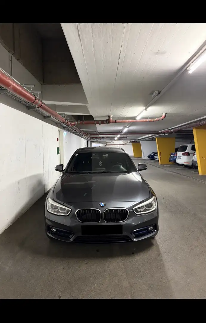 BMW 116 116d Sport Line - 1