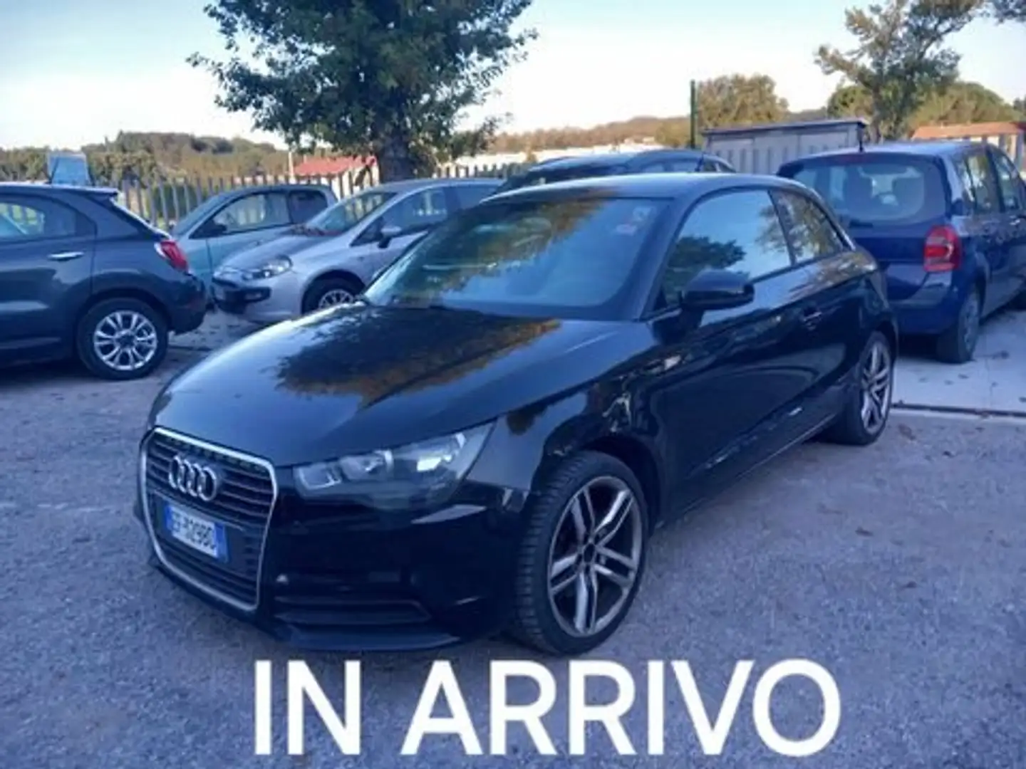 Audi A1 A1 1.6 tdi Ambition 105cv Noir - 2