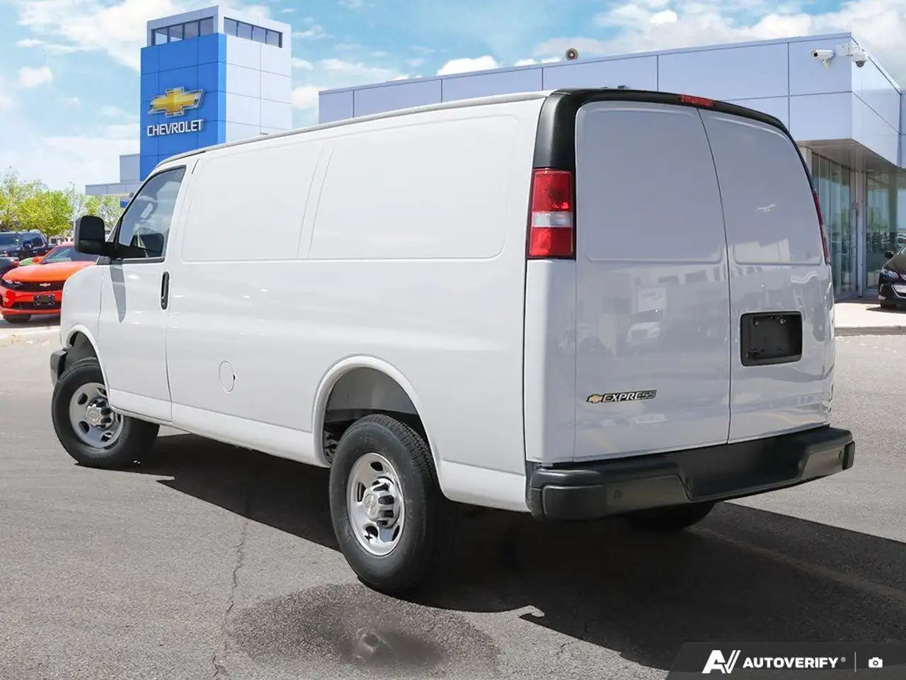 Chevrolet Express 2500 снимка Chevrolet Express 2500