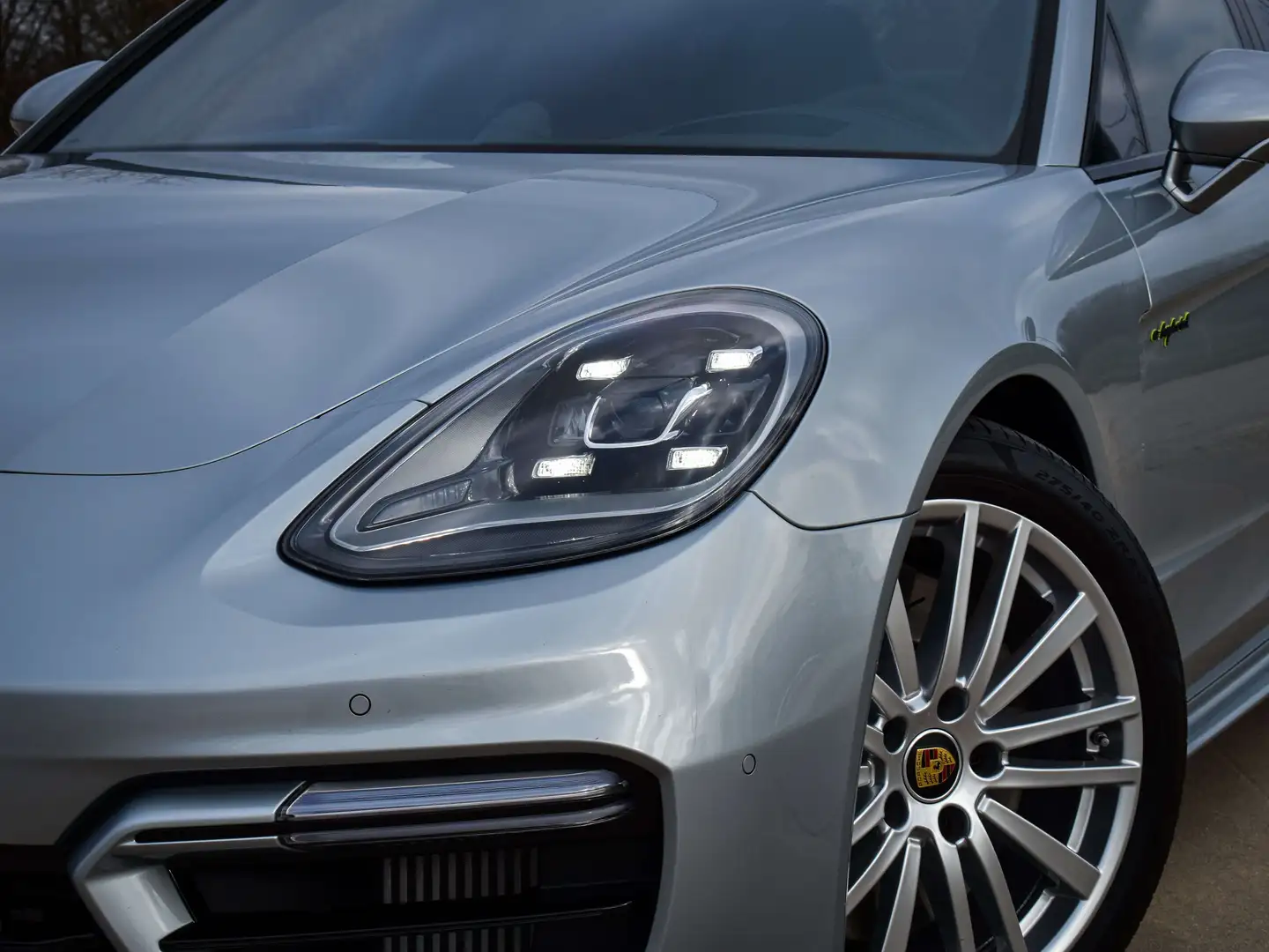 Porsche Panamera 4 E-Hybrid 2.9 V6 / Sport Design / Dolomite Silber - 2