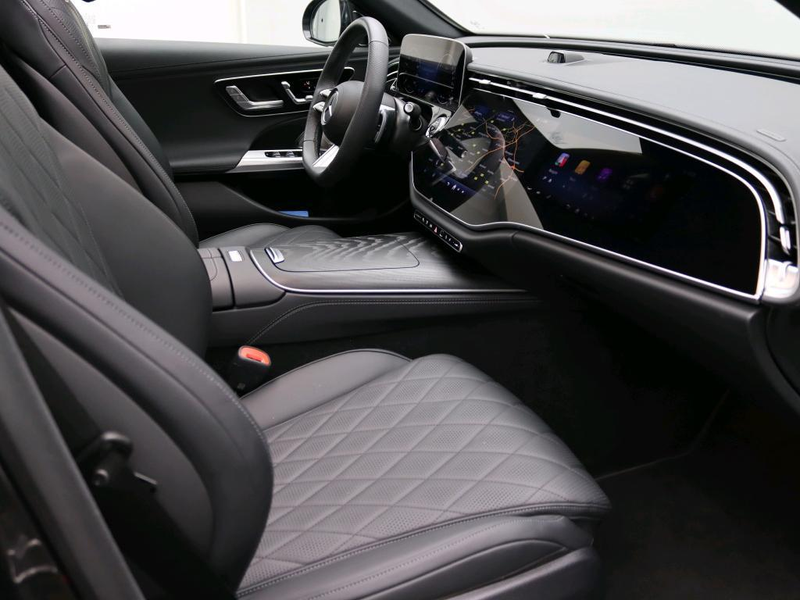 Mercedes-Benz E 300 e Sport Edition — photo 9