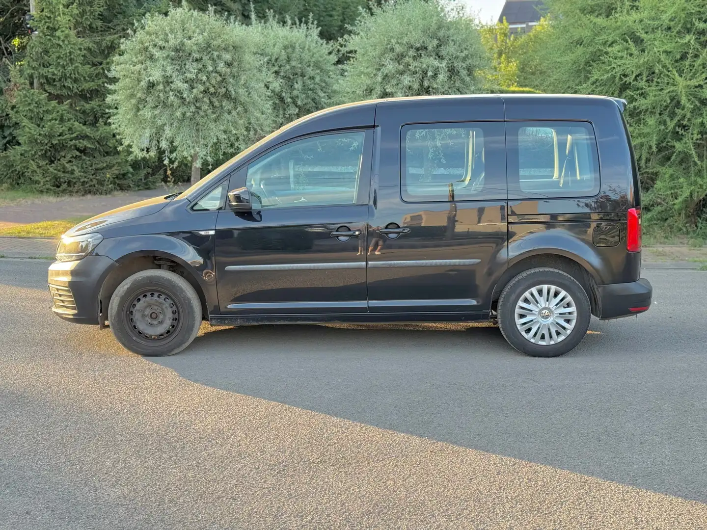 Volkswagen Caddy 2.0TDi EURO-6 ÉQUIPE —PMR— Avec Rampe Zwart - 2