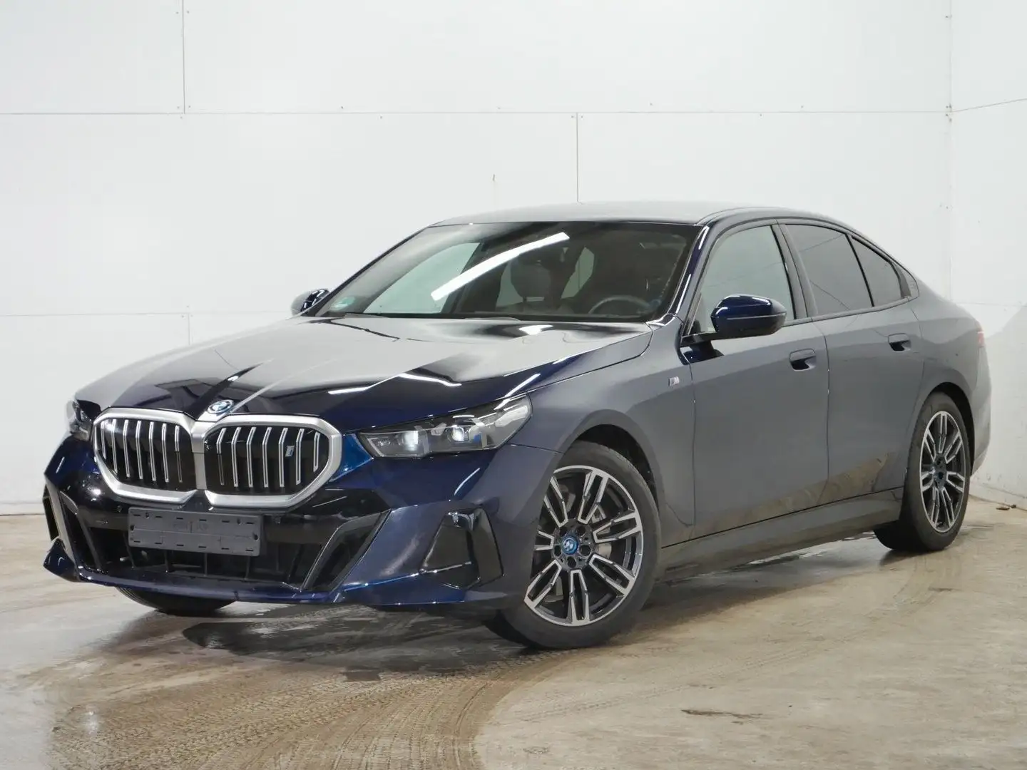 BMW i5 Lim 40 xDrive M Sport ACC AHK B&W 360° Memory Blau - 2
