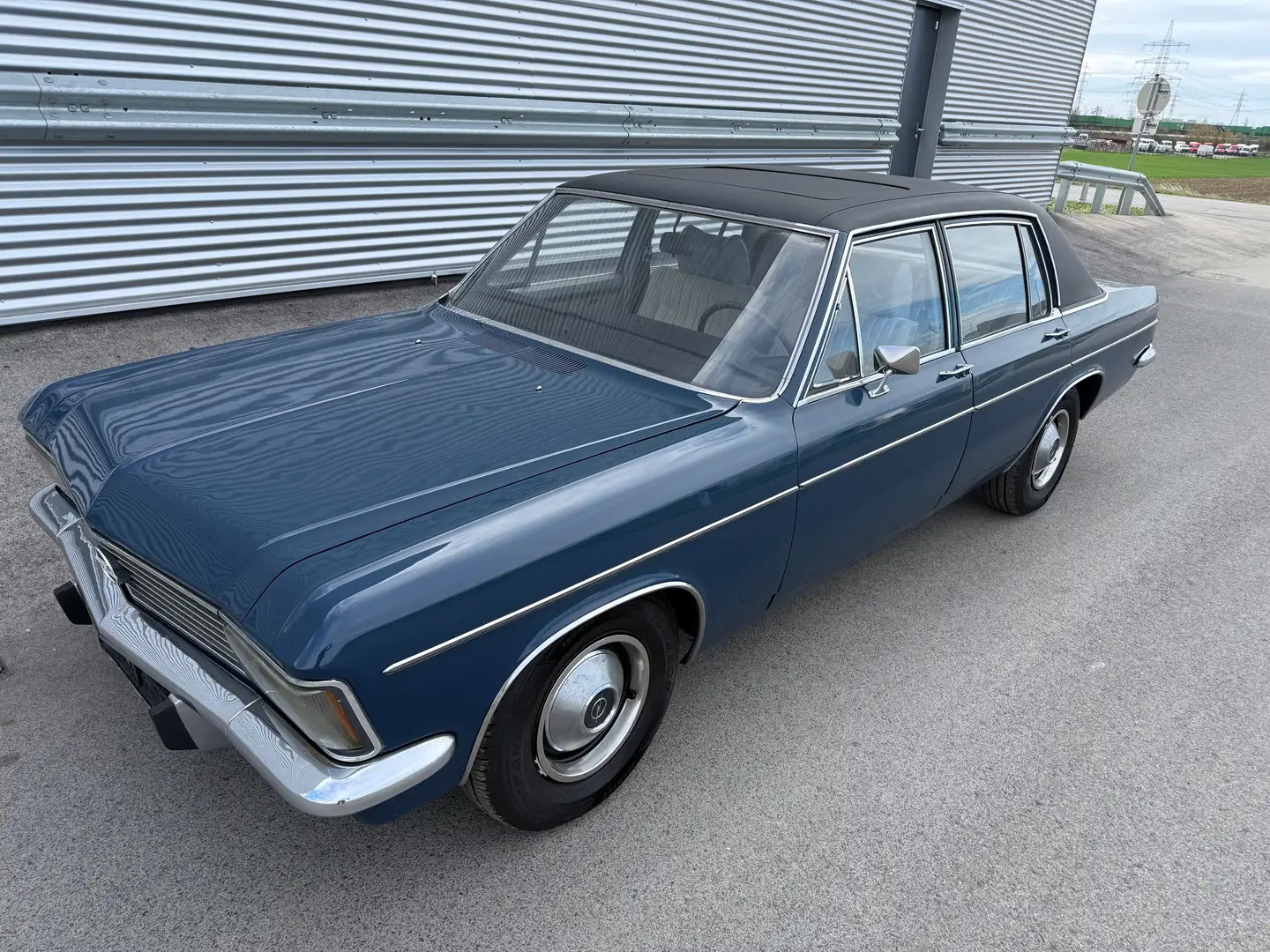 Opel Sonstige Admiral 2.8 E Aut. ID:111 Blau - 1