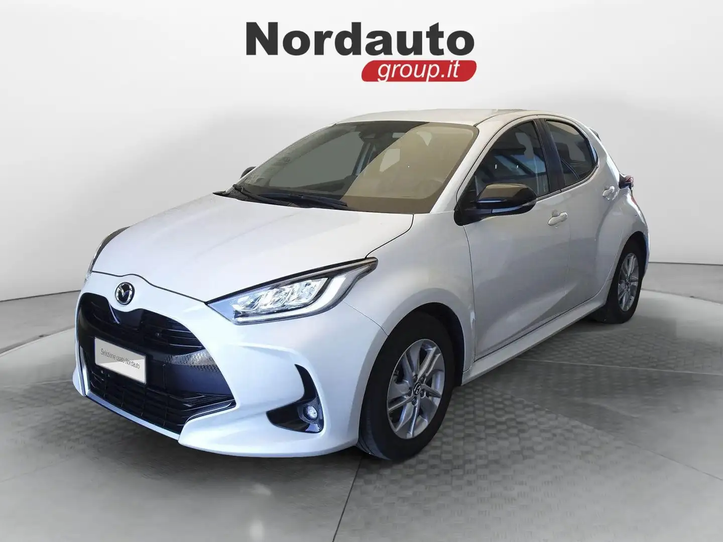 Mazda 2 Mazda2 Hybrid 1.5 VVT e-CVT Full Hybrid Electric Bianco - 1