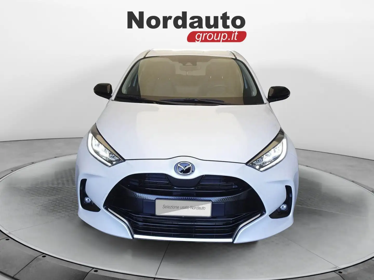 Mazda 2 Mazda2 Hybrid 1.5 VVT e-CVT Full Hybrid Electric Bianco - 2