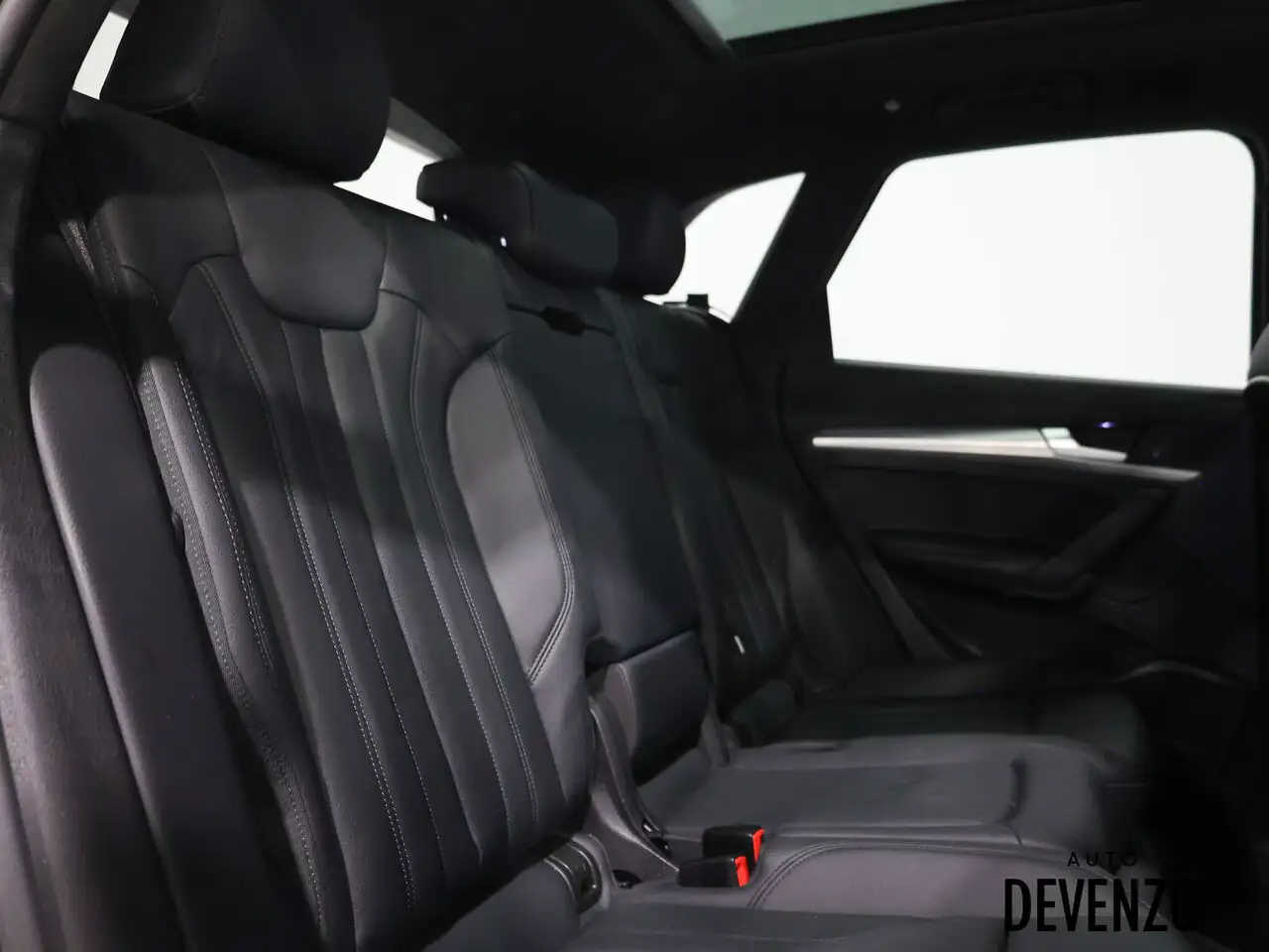 Audi Q5 снимка Audi Q5