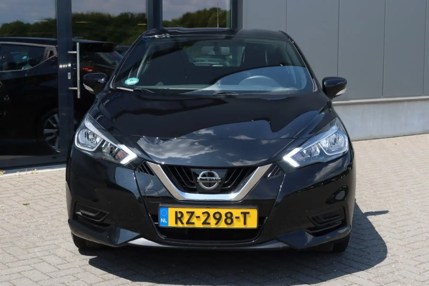 Nissan Micra 1.0L Acenta 5drs. Airco, NAVI, Camera, Cruise, 1e Zwart - 2