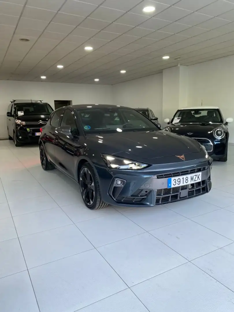 CUPRA Leon 1.5 ETSI DSG 110Kw Gris - 1