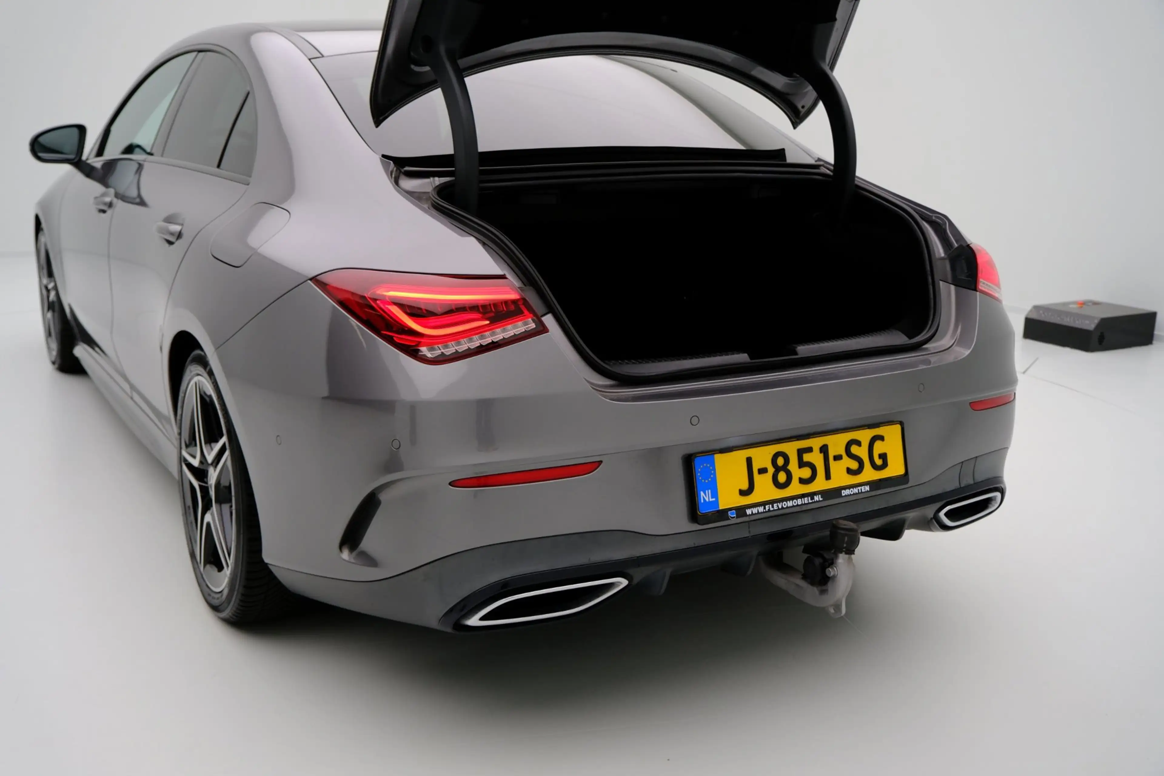 Mercedes-Benz CLA 180 d Business Solution AMG Aut. Leder-Alcantara|Navi| — photo 10