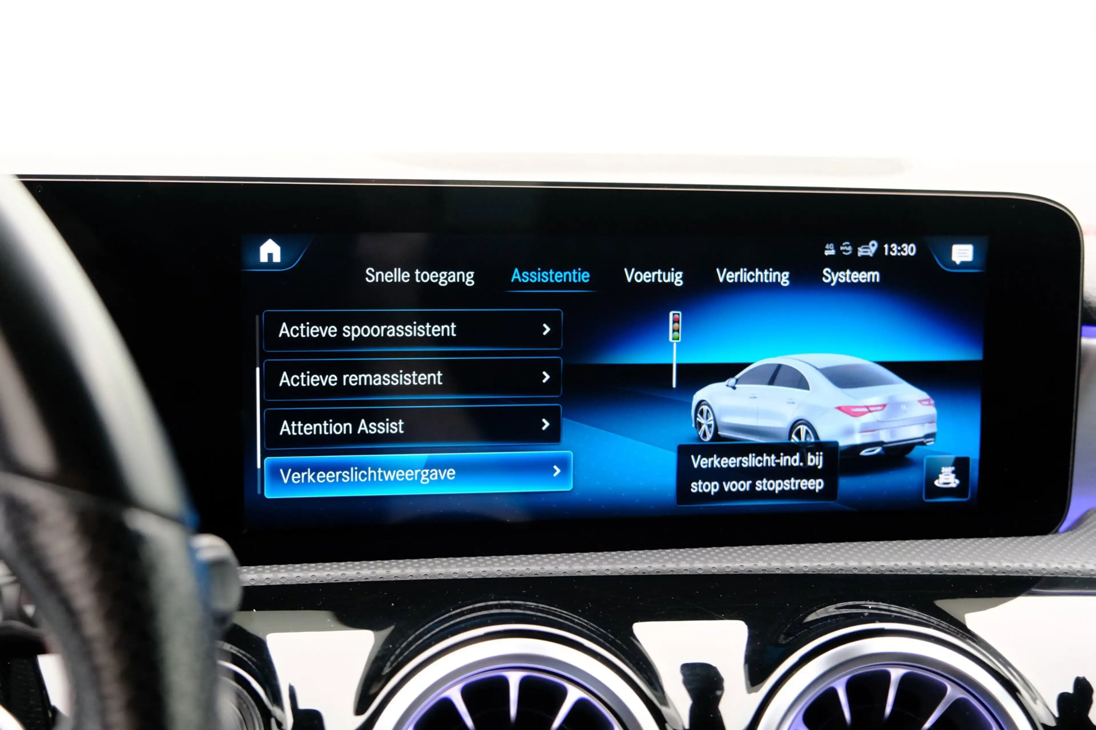 Mercedes-Benz CLA 180 d Business Solution AMG Aut. Leder-Alcantara|Navi| — photo 32
