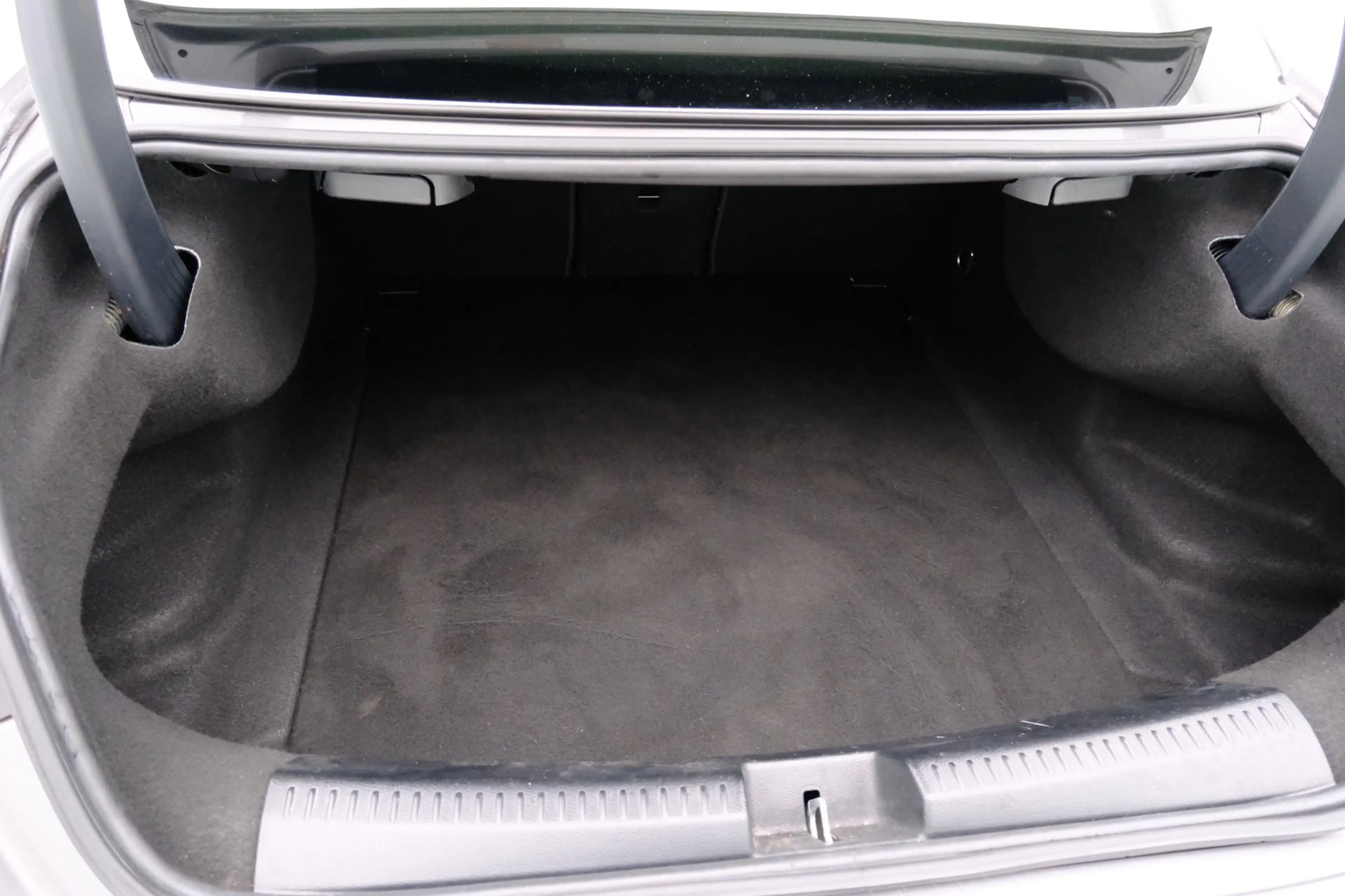 Mercedes-Benz CLA 180 d Business Solution AMG Aut. Leder-Alcantara|Navi| — photo 11