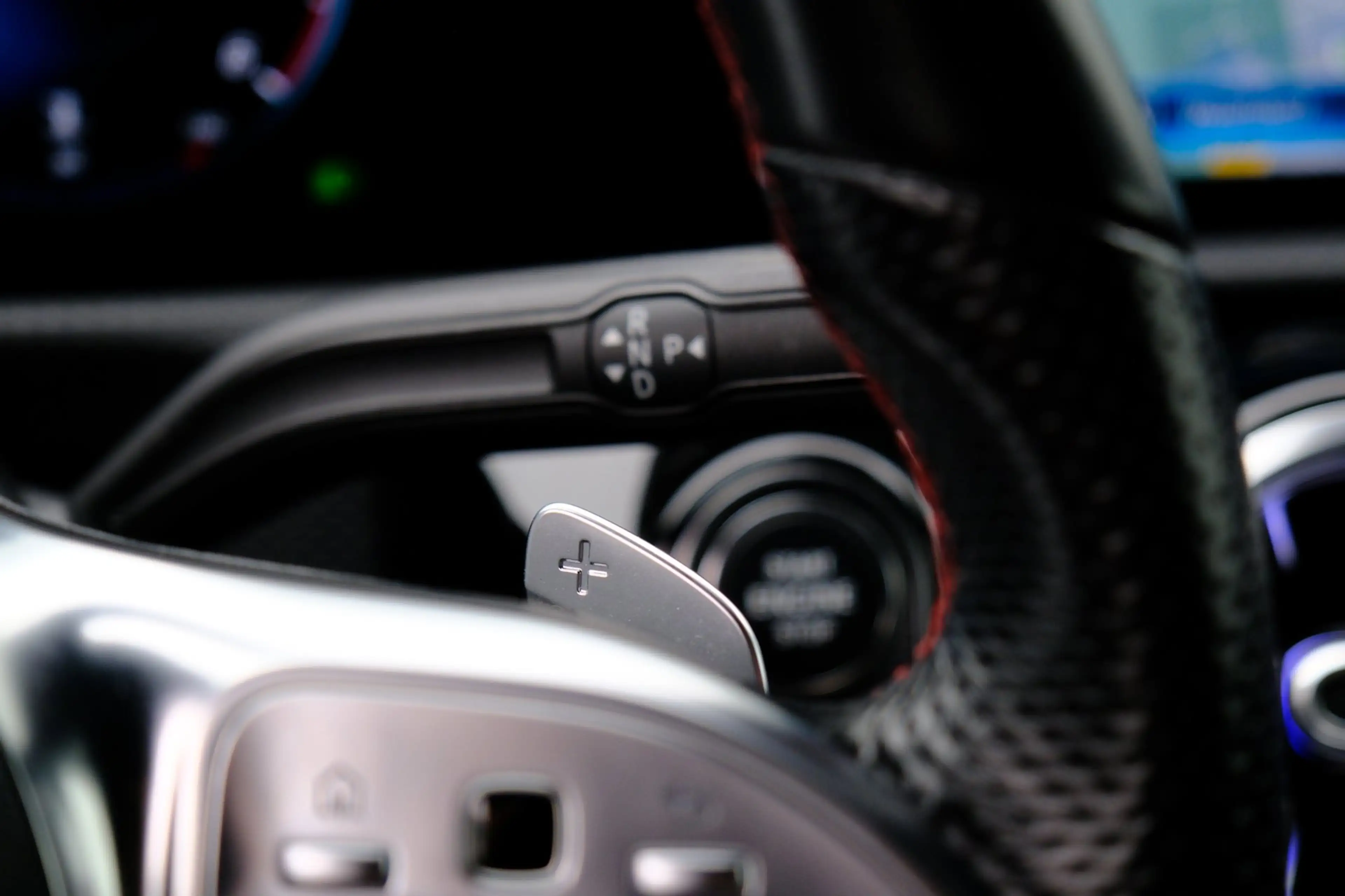 Mercedes-Benz CLA 180 d Business Solution AMG Aut. Leder-Alcantara|Navi| — photo 44