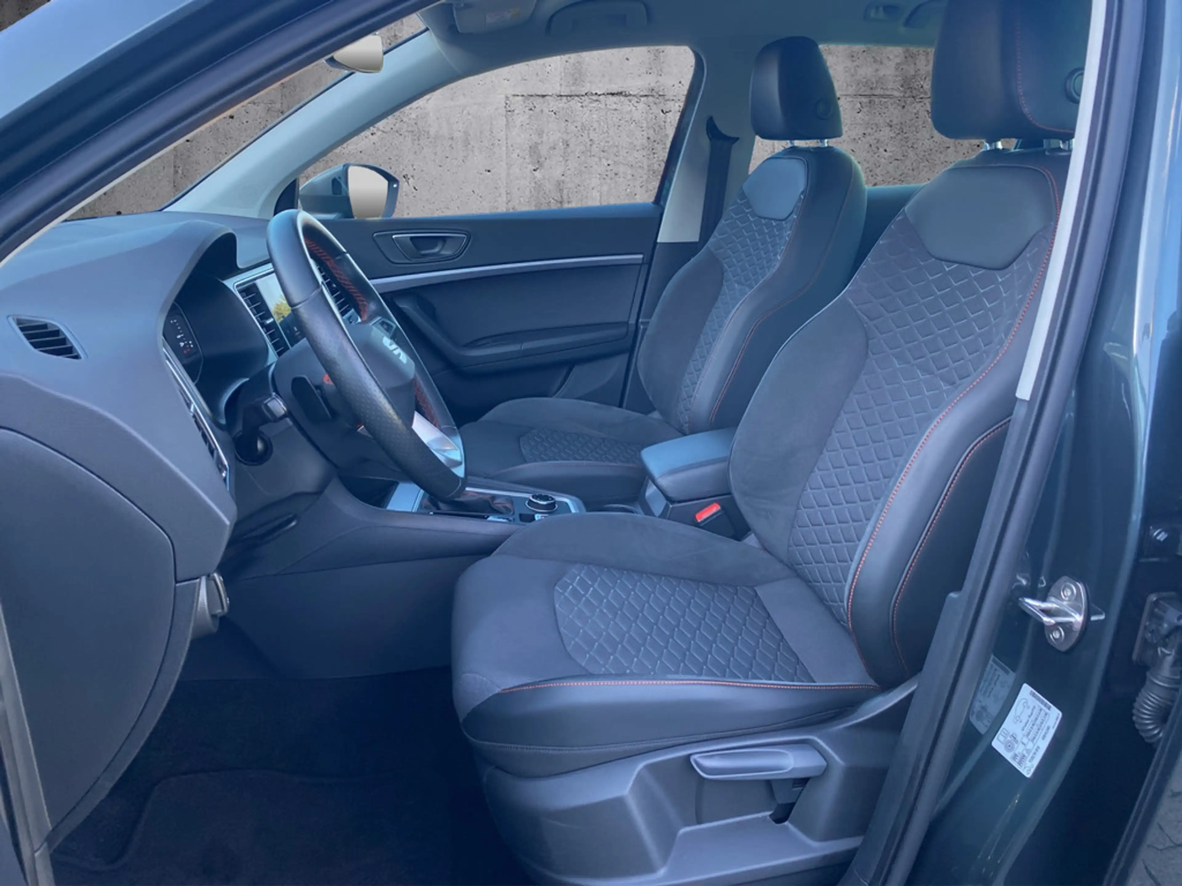 SEAT Ateca 2.0 TSI FR DSG 4Drive — photo 10