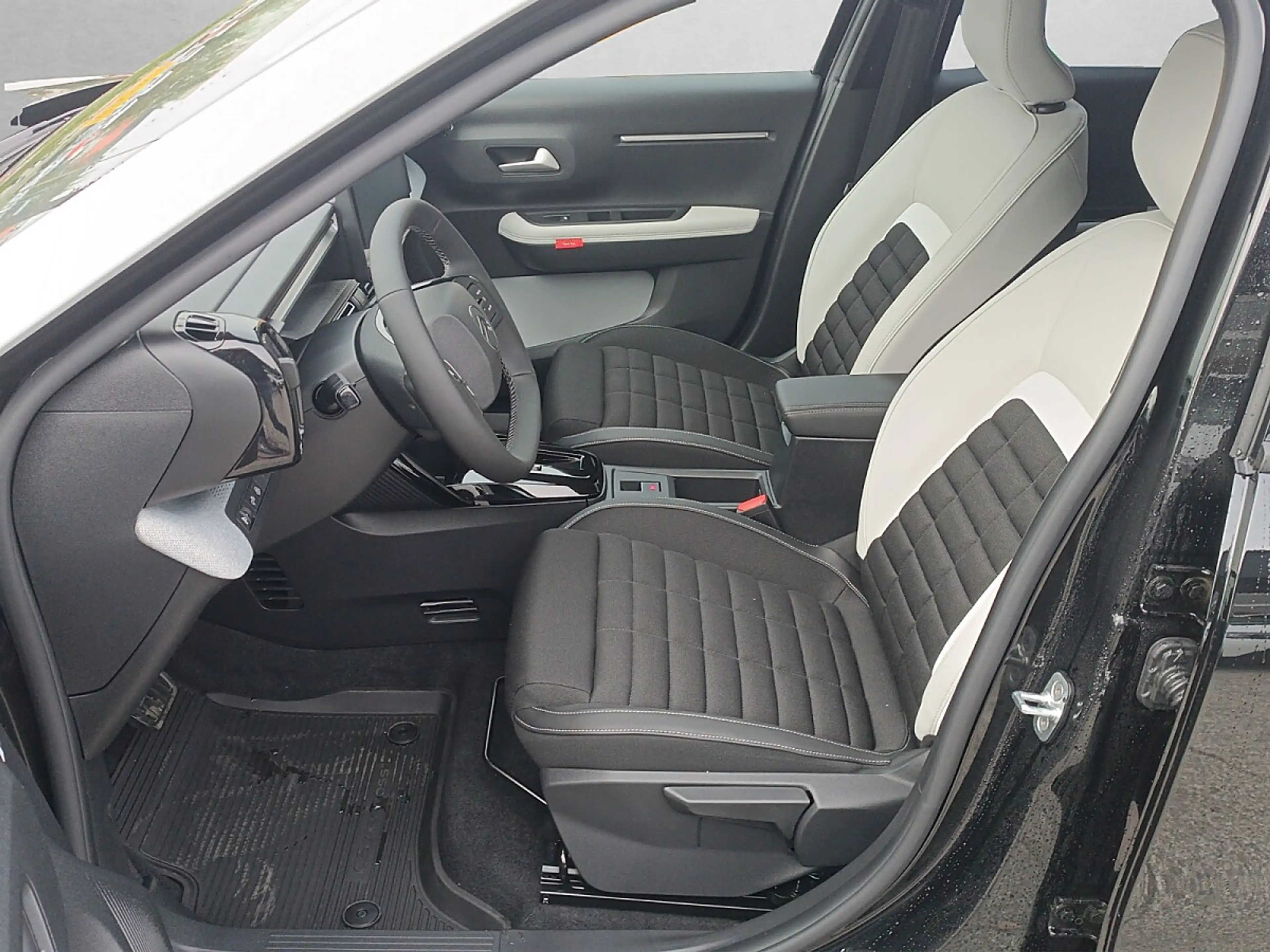 Citroen C3 Aircross Hybrid mHEV 145 Max ë-DSC6 — photo 10